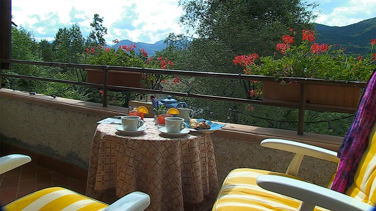 Hotel Rondanino ลานโซ ดินเตลวิ ภายนอก รูปภาพ