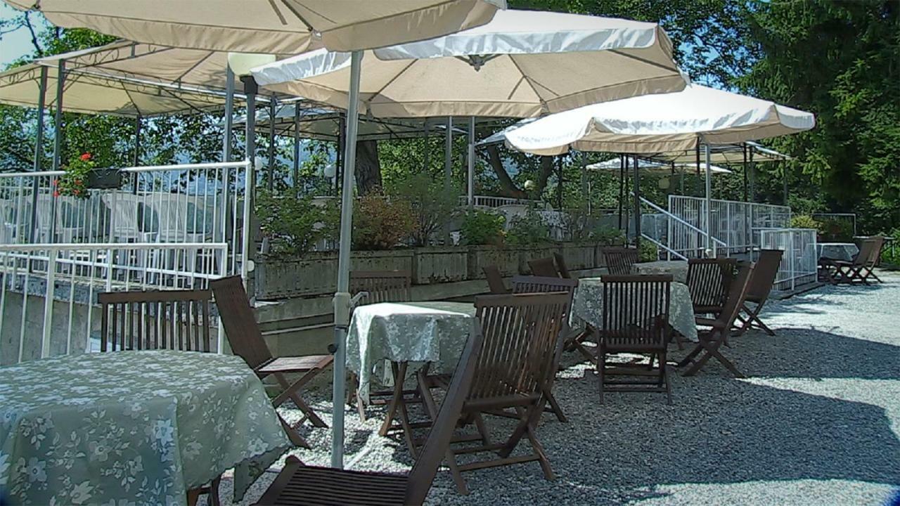 Hotel Rondanino ลานโซ ดินเตลวิ ภายนอก รูปภาพ